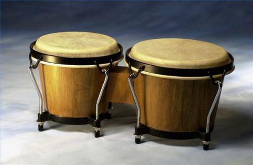 Come acquistare tamburi del Bongo