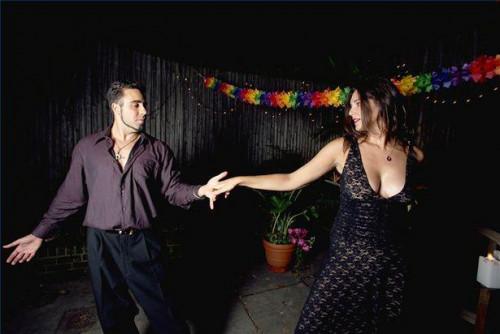 Come fare il movimento cubano in Salsa Dance