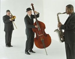 Quali tipi di strumenti sono normalmente in un gruppo Jazz?