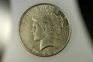 Quanto costa un dollaro d'argento di 1922 la pena?